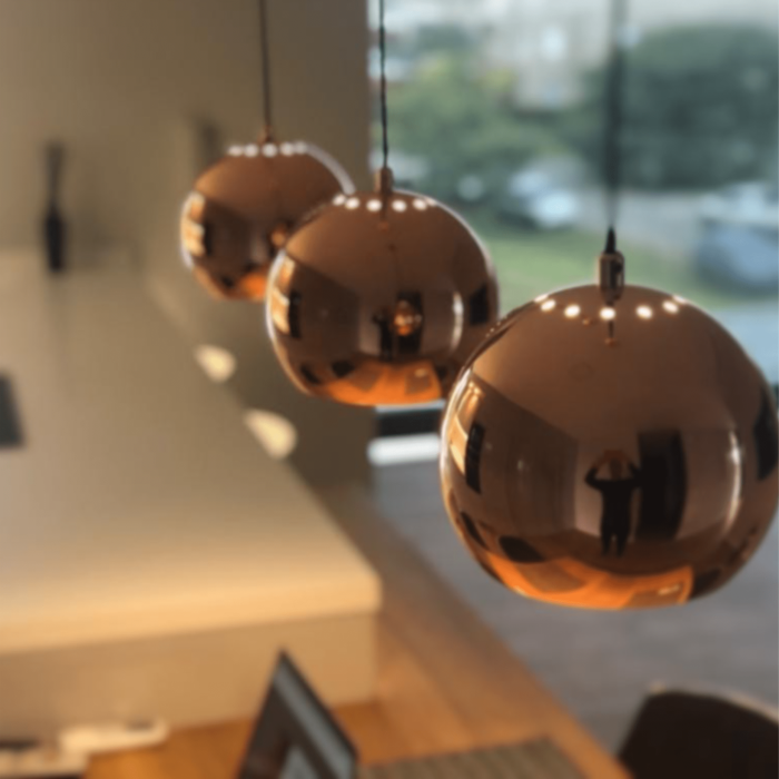 Diseño de interiores en Montevideo: Estudio Welfare explora las diferencias entre diseño de interiores y decoración, destacando cómo cada disciplina contribuye a la creación de espacios funcionales y estéticos. Descubre cómo nuestros proyectos combinan estos enfoques para transformar cualquier ambiente